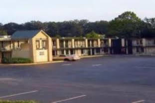 Baymont By Wyndham Morganton Motel Exterior foto